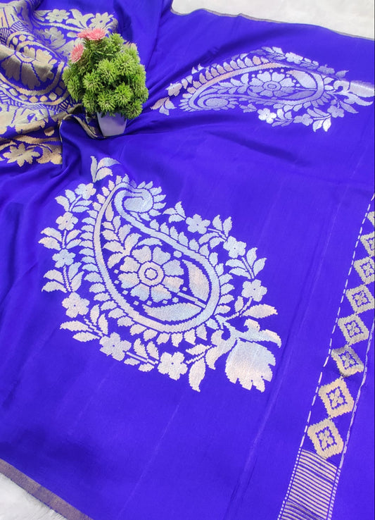 Pure Munga Cotton Handwoven Royal Blue Saree with Antique Gold Floral Pallu & Border