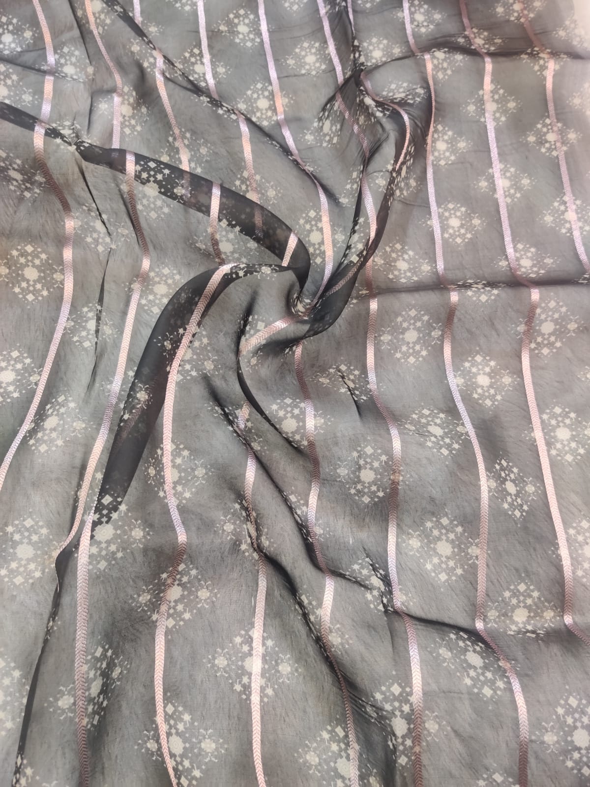 Banarasi Kora Organza Kadua Interlock Weaving Designer Saree – Black & Multicolor Floral Motif