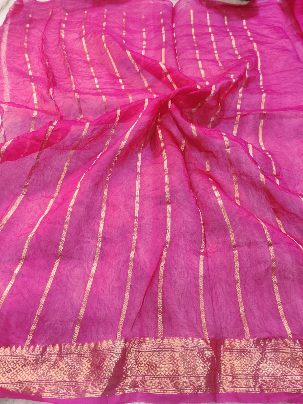 Banarasi Kora Organza Arashi Dyeing Kadua Interlock Weaving Designer Saree