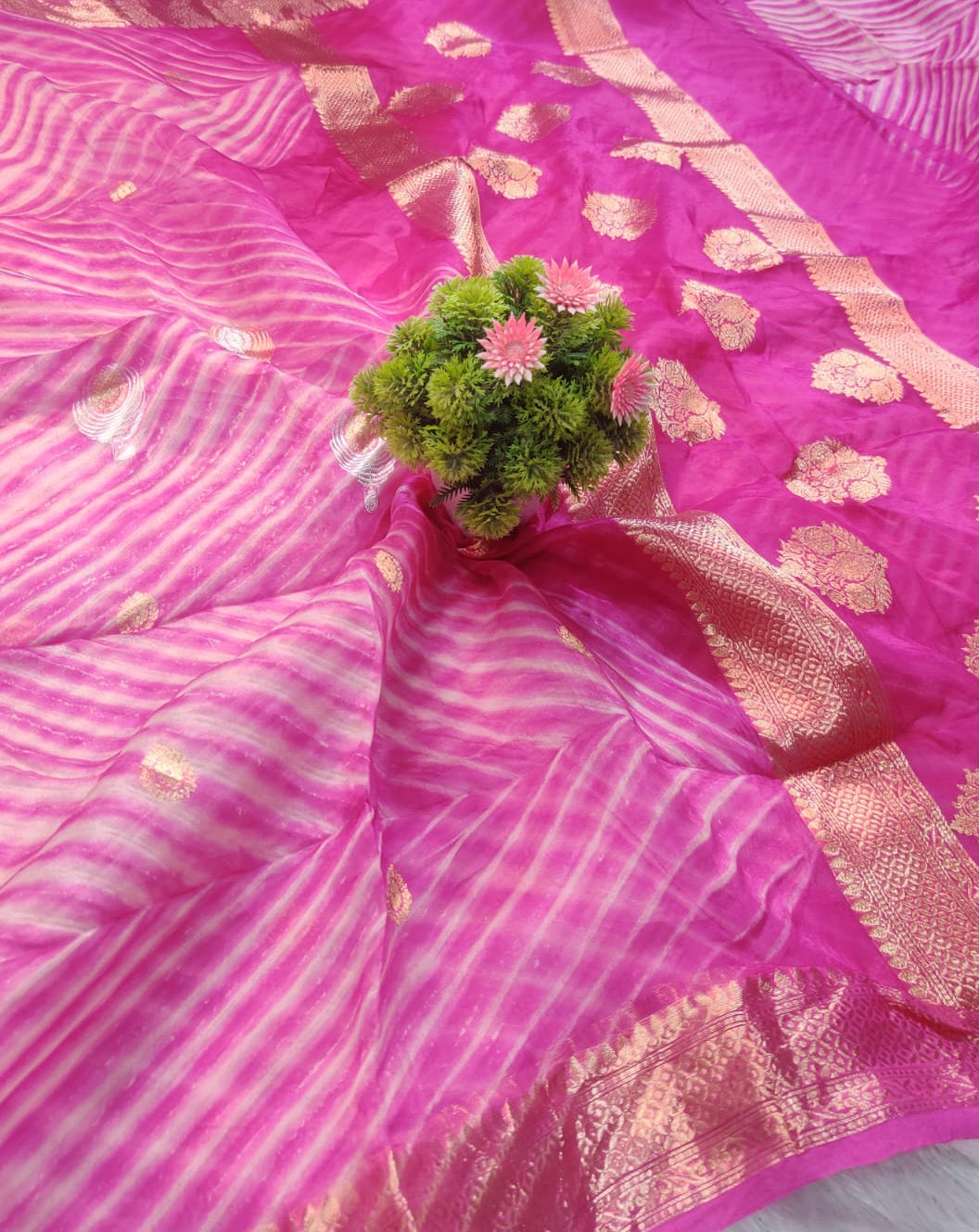 Banarasi Kora Organza Arashi Dyeing Kadua Interlock Weaving Designer Saree