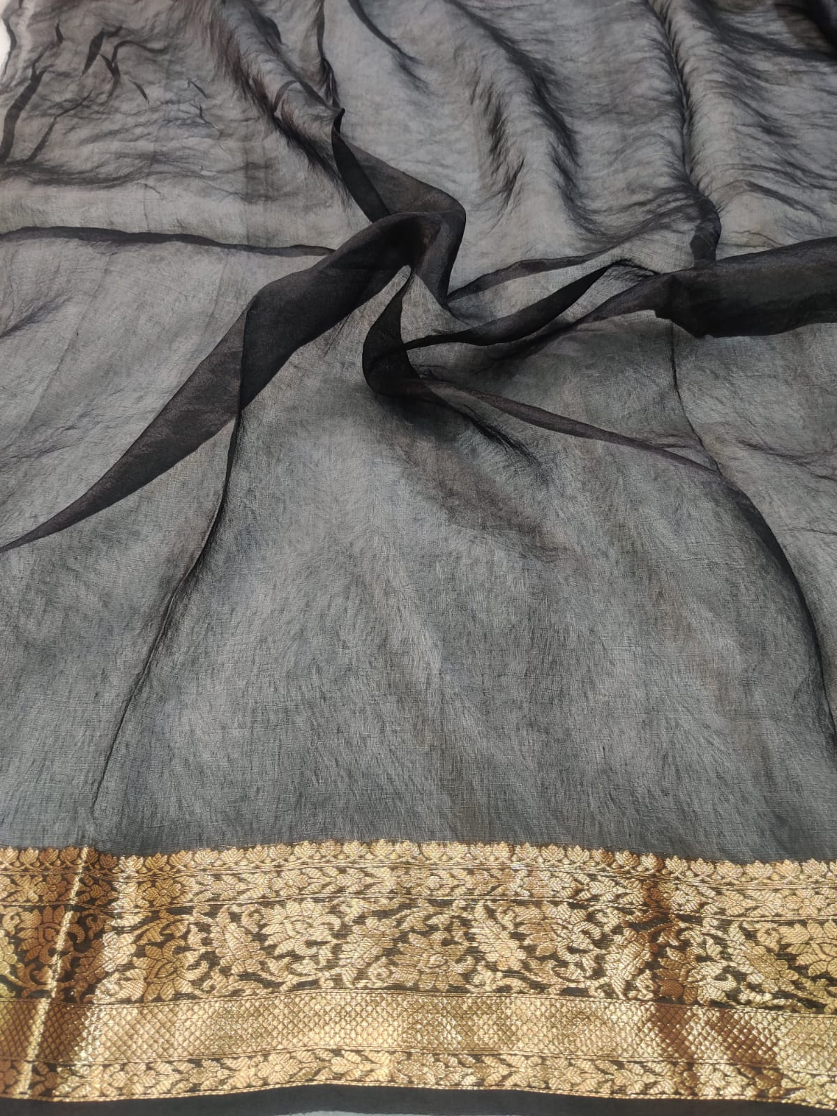 Banarasi Kora Organza Arashi Dyeing Kadua Interlock Weaving Designer Saree
