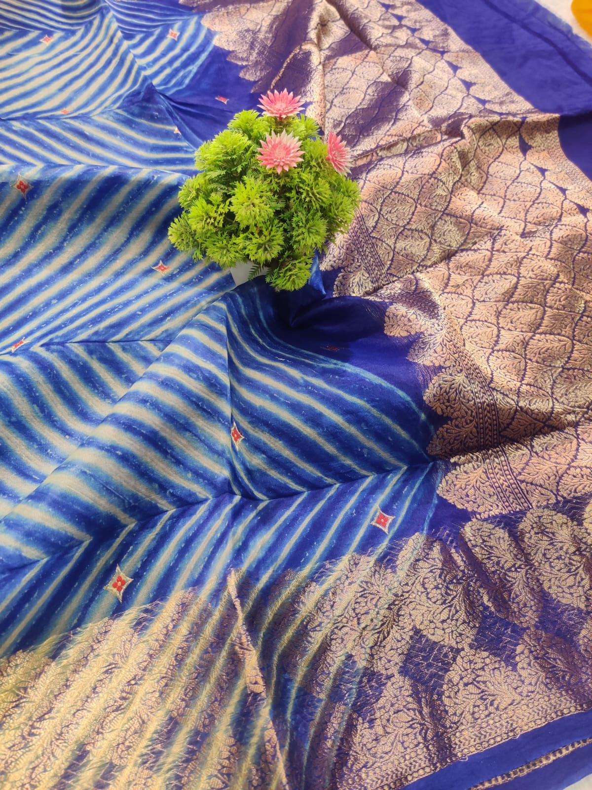 Banarasi Kora Organza Arashi Dyeing Kadua Interlock Weaving Designer Saree