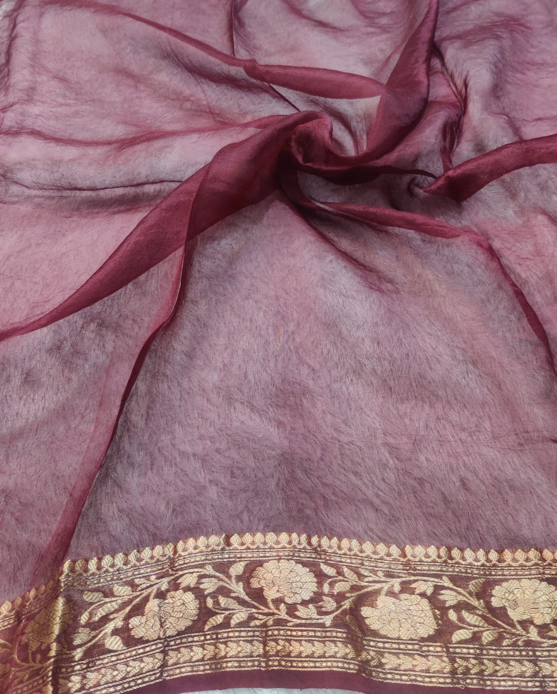 Banarasi Kora Organza Arashi Dyeing Kadua Interlock Weaving Designer Saree
