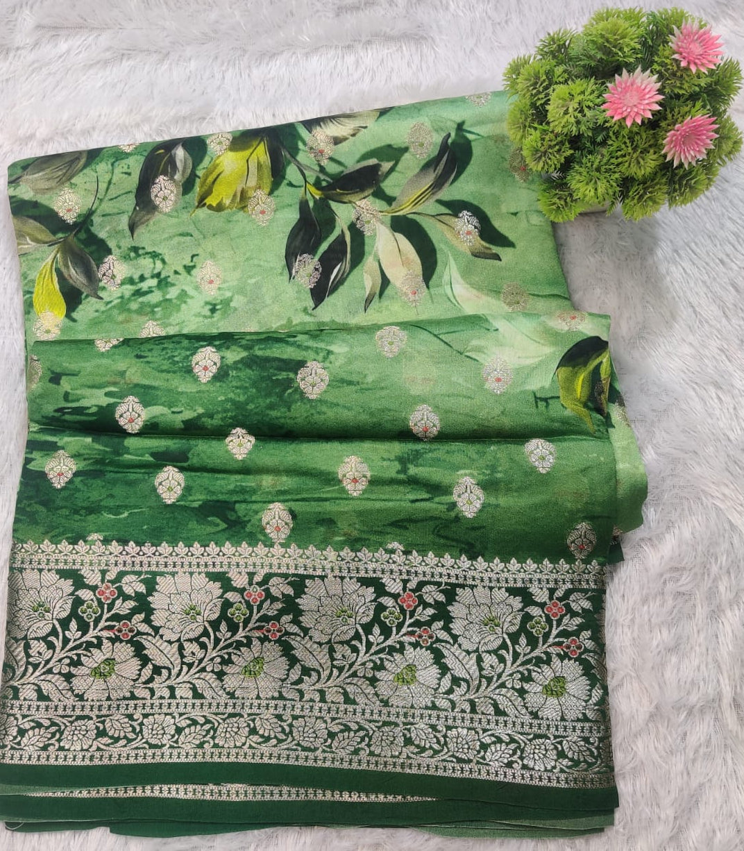 Banarasi 100% Pure Raw Mango Digital Saree – Elegant Green Floral Edition