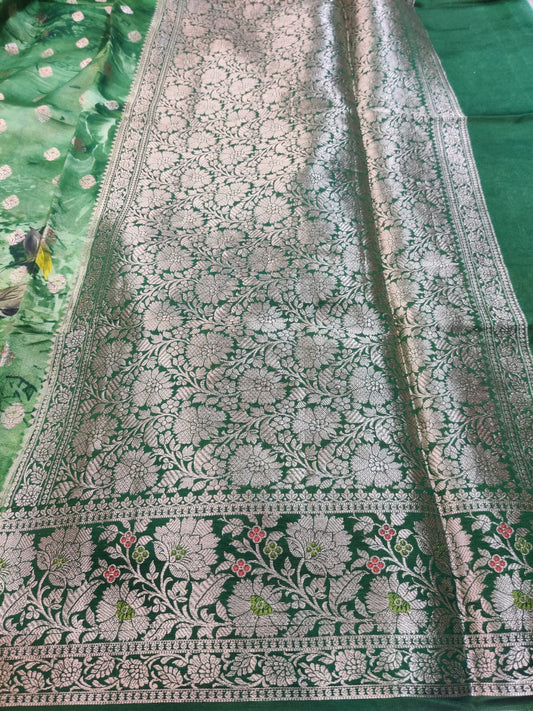 Banarasi 100% Pure Raw Mango Digital Saree – Elegant Green Floral Edition