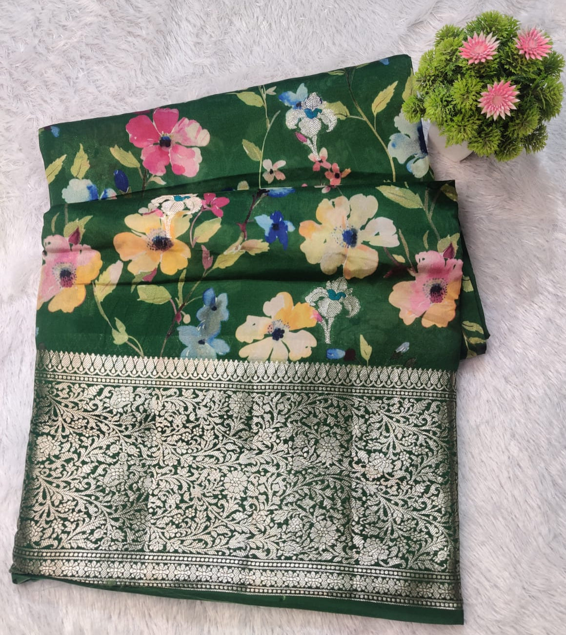 Banarasi 100% Pure Raw Mango Digital Floral Saree – Royal Green Edition