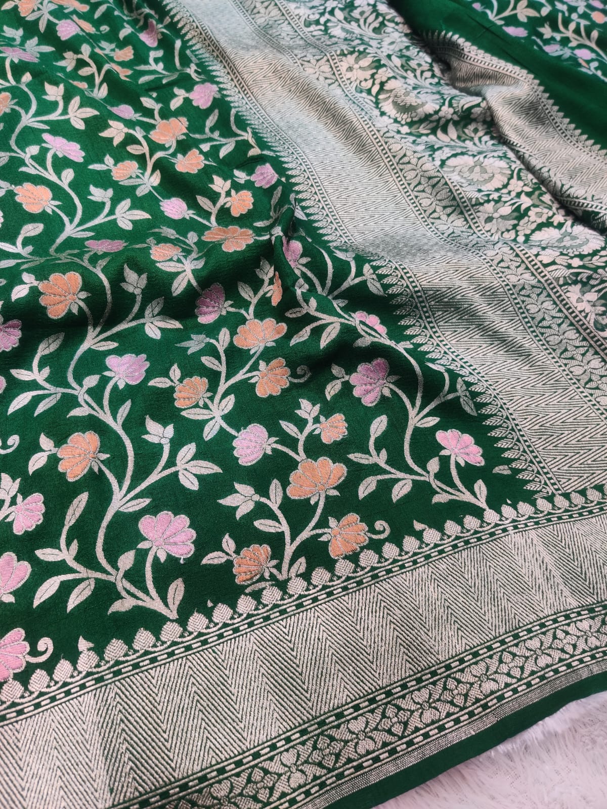 Banarasi Khaddi Tussar Silk Saree with Floral Meena Weave – Emerald Green