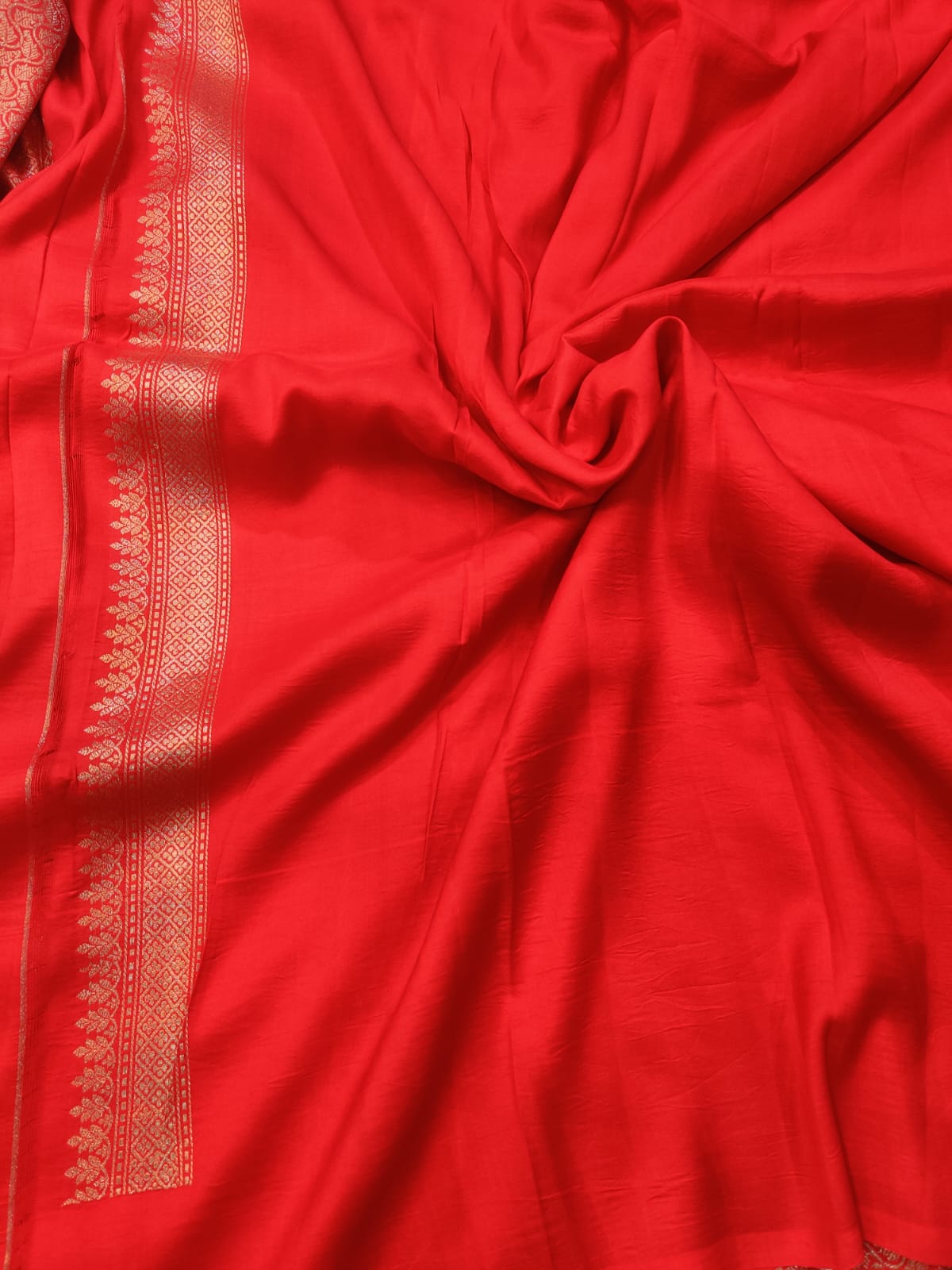 Banarasi Khaddi Tussar Silk Saree – Classic Zari Buti & Designer Border
