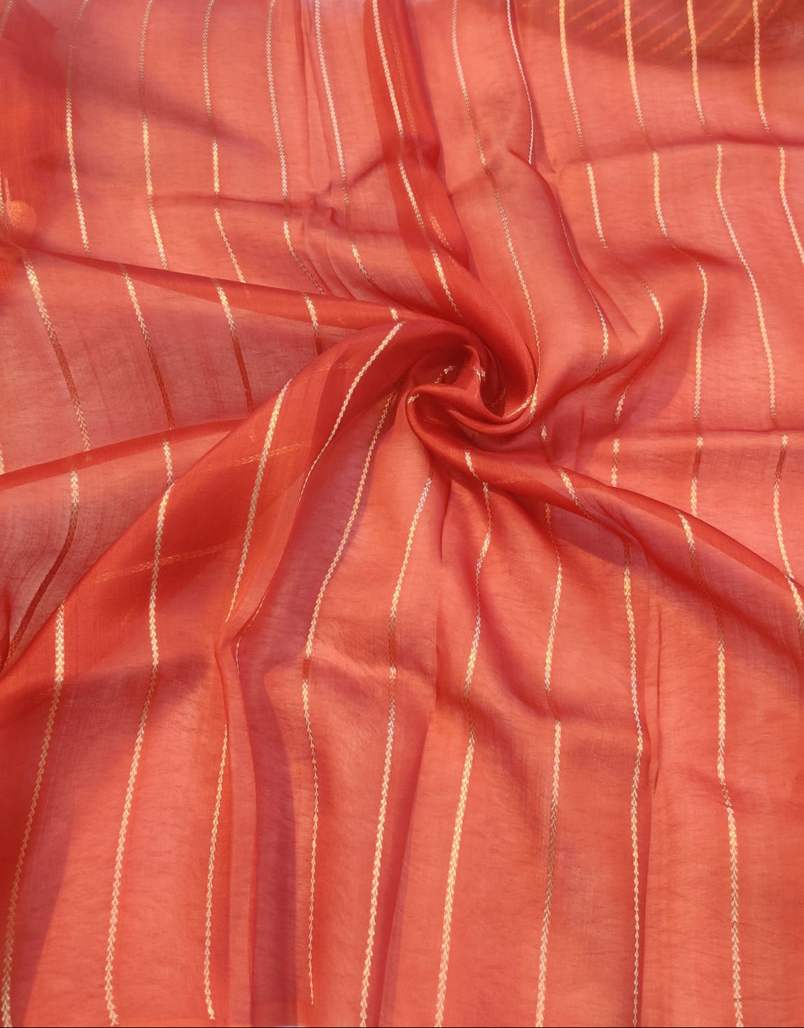 Banarasi 100% Pure Kora Organza Handwoven Round Buti Saree
