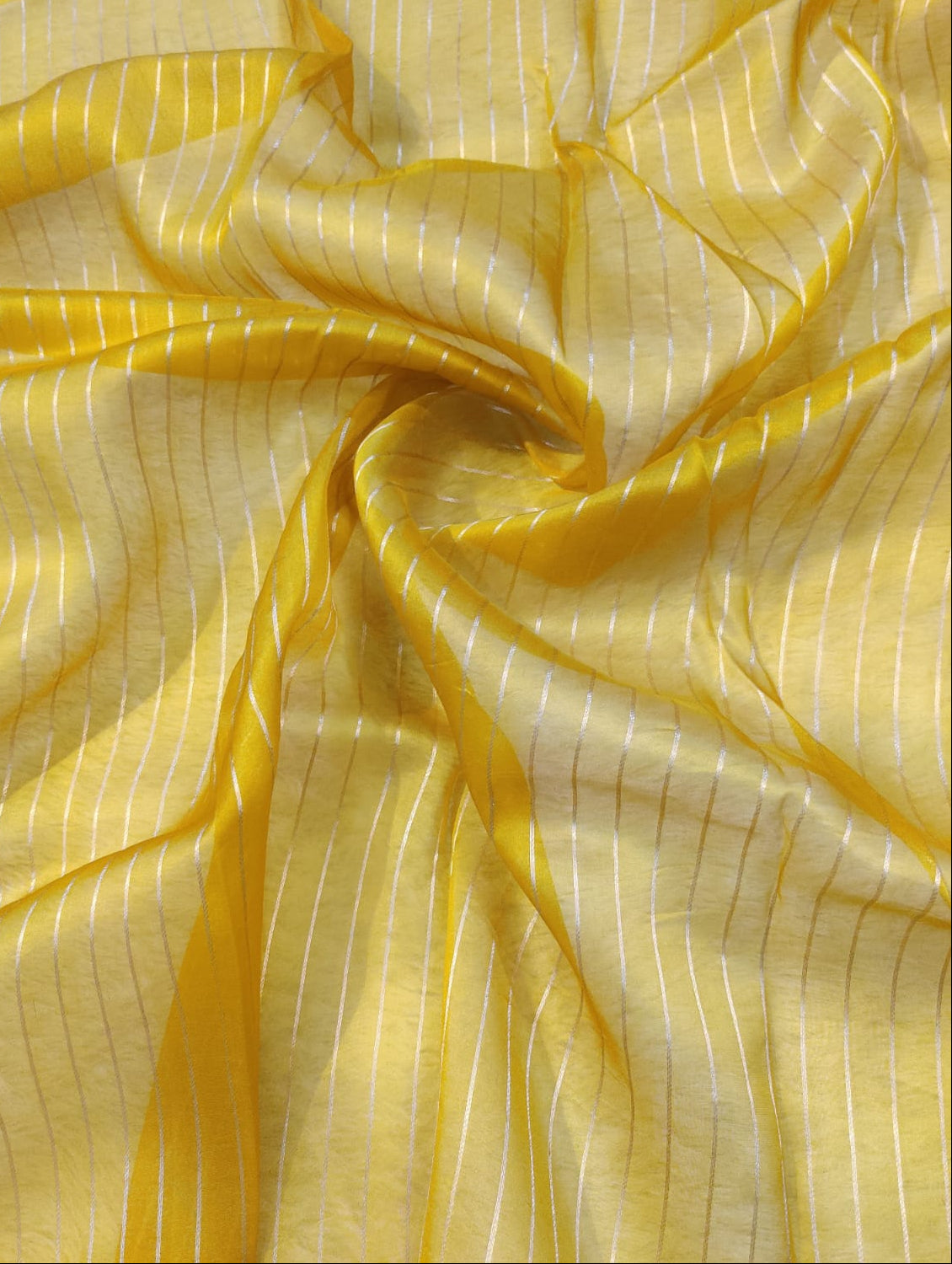 Banarasi 100% Pure Kora Organza Handwoven Tree Buti Saree