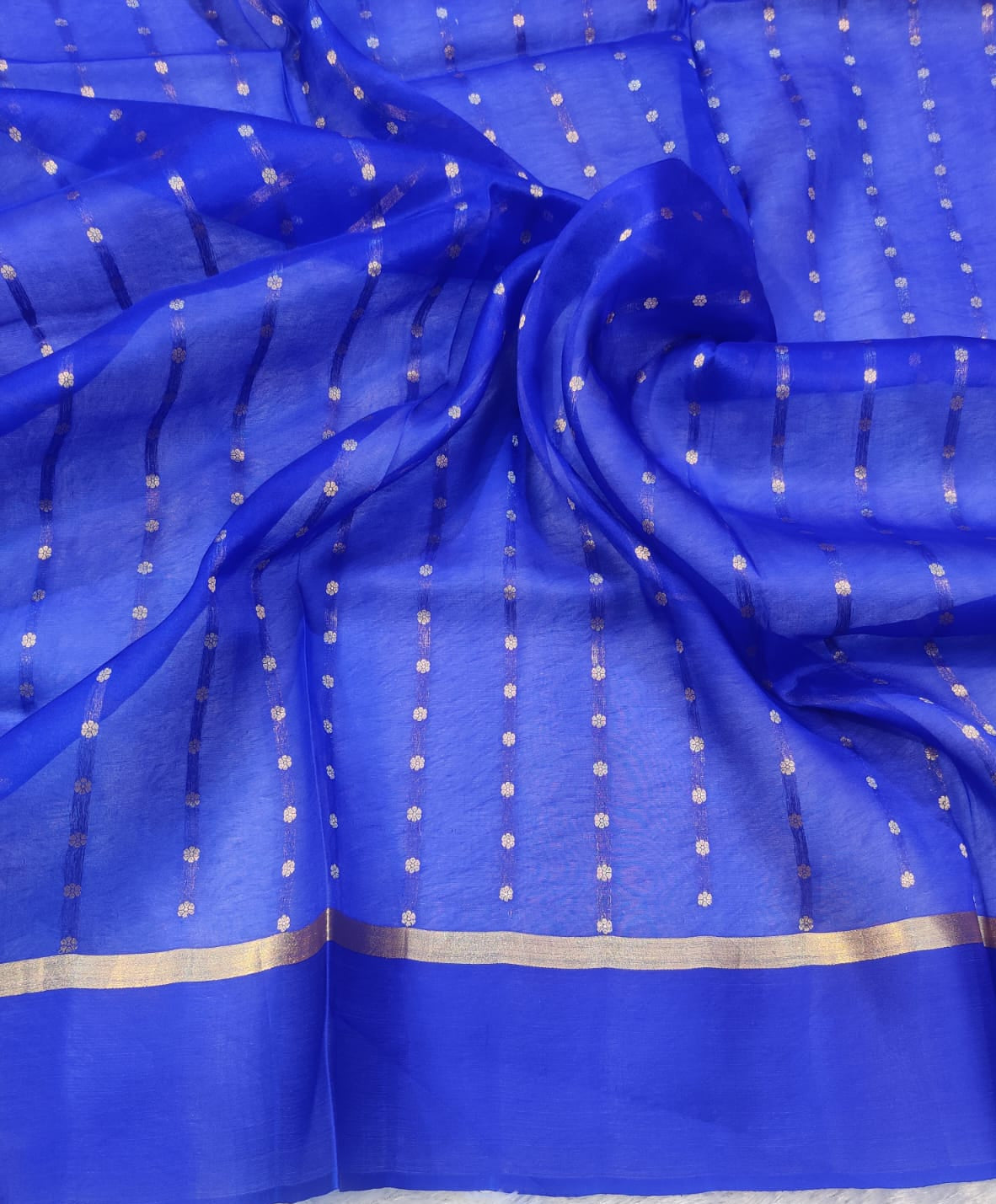 Banarasi Pure Kora Organza Handwoven Royal Blue Saree with Floral Buti & Zari Border