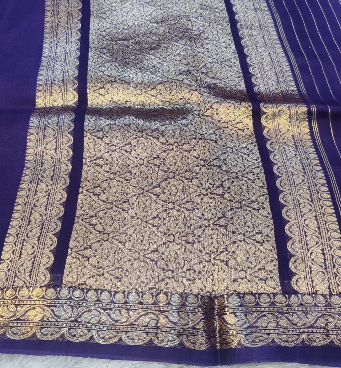 Banarasi Pure Kora Organza Handwoven Navy Blue Saree with Palm Tree Buti & Zari Border