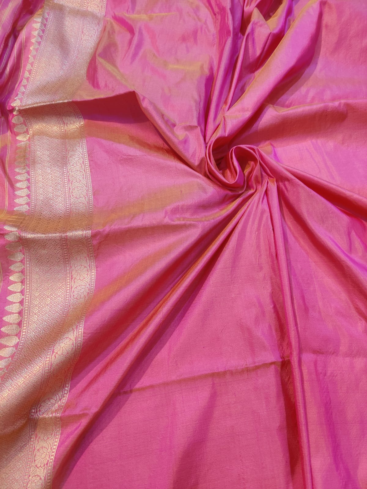 Banarasi Premium Katan Silk Handloom Kadua Jangla Saree with Multicolor Floral Meena