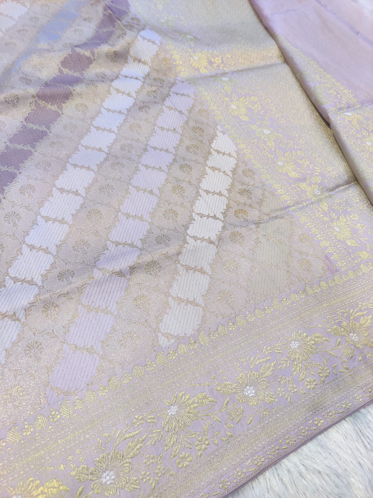 Banarasi Premium Katan Silk Handloom Kadua Jangla Saree with Pastel Meena & Floral Zari Border