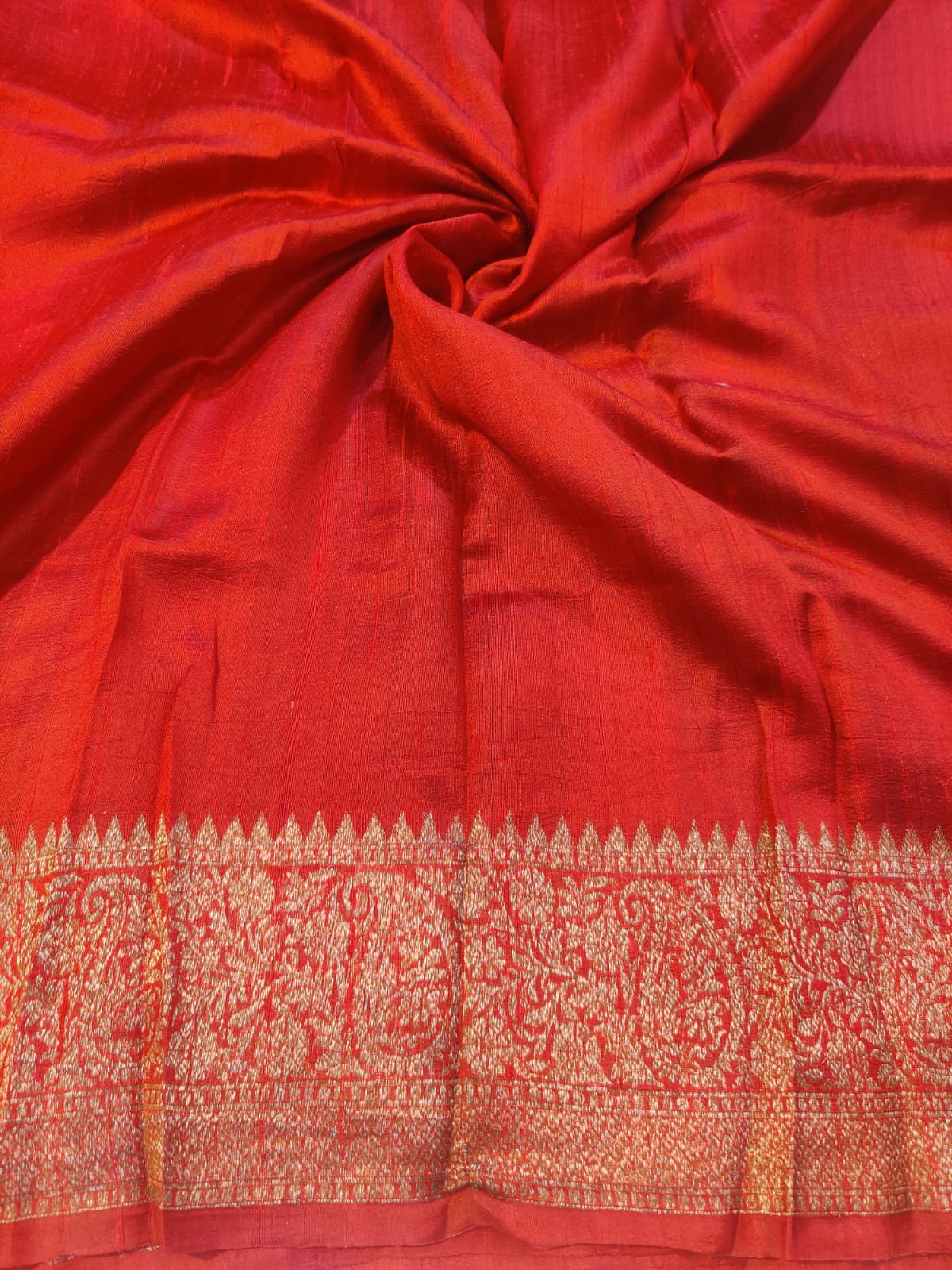 Banarasi 100% Pure Raw Silk Handloom Bottle Green Coral Zari Border Saree