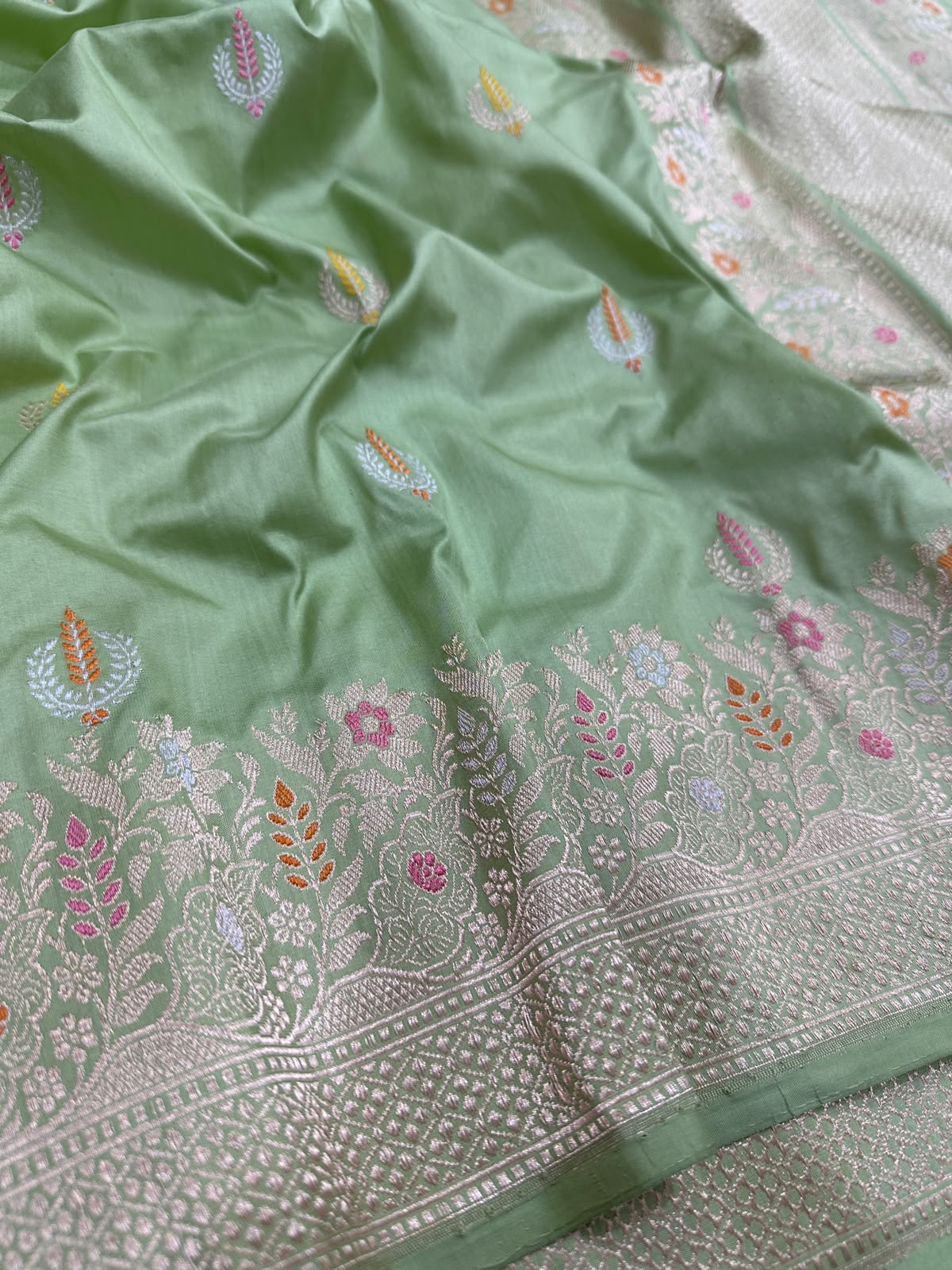Banarasi 100% Pure Double Meena Katan Silk Handloom Saree with Multicolour Floral & Paisley Weave