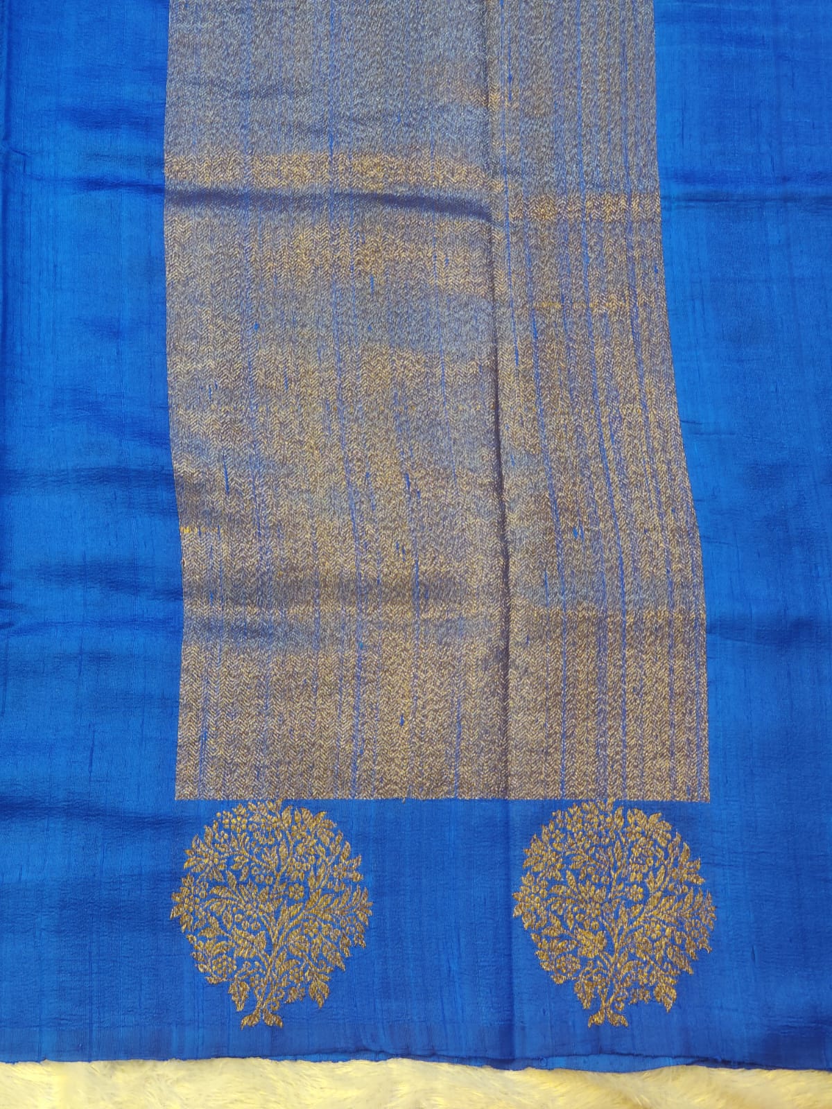 Banarasi 100% Pure Raw Silk Handloom Royal Blue Tree Motif Saree