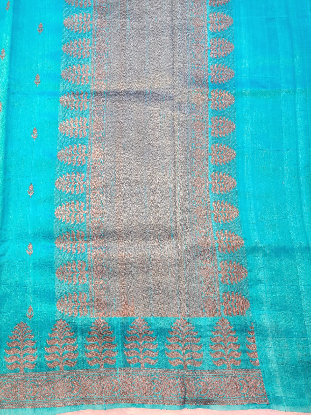 Banarasi 100% Pure Raw Silk Handloom Turquoise Blue Leaf Buta Saree