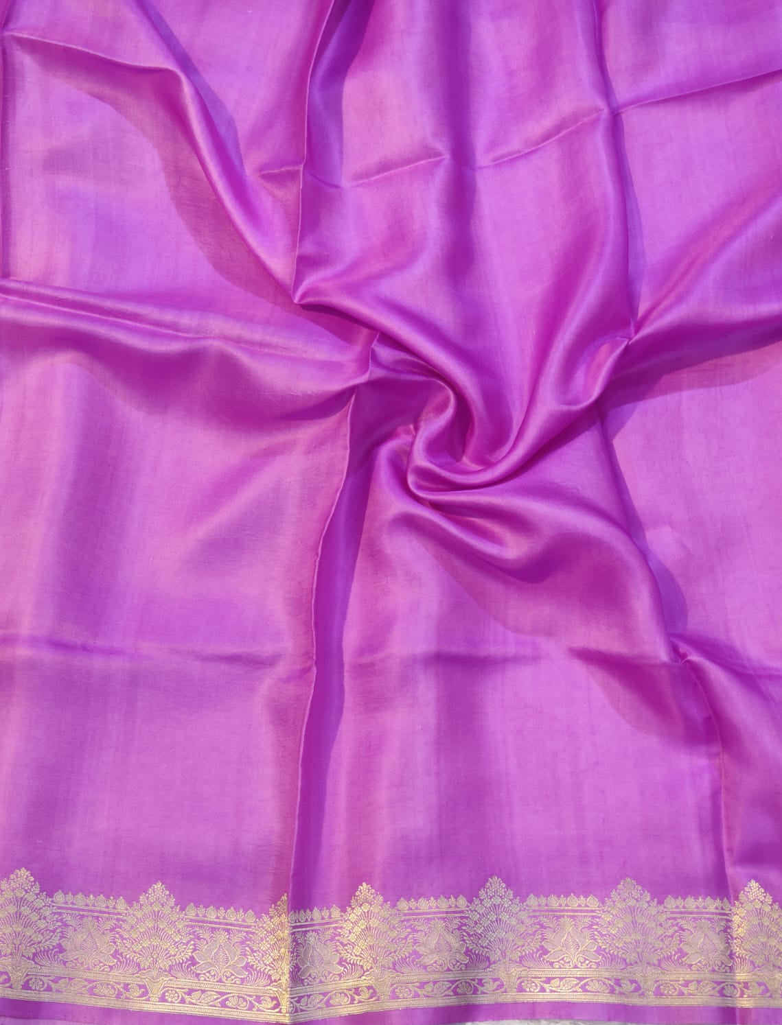 Banarasi 100% Pure Handwoven Mashru Premium Silk Saree – Royal Purple Zari Elegance