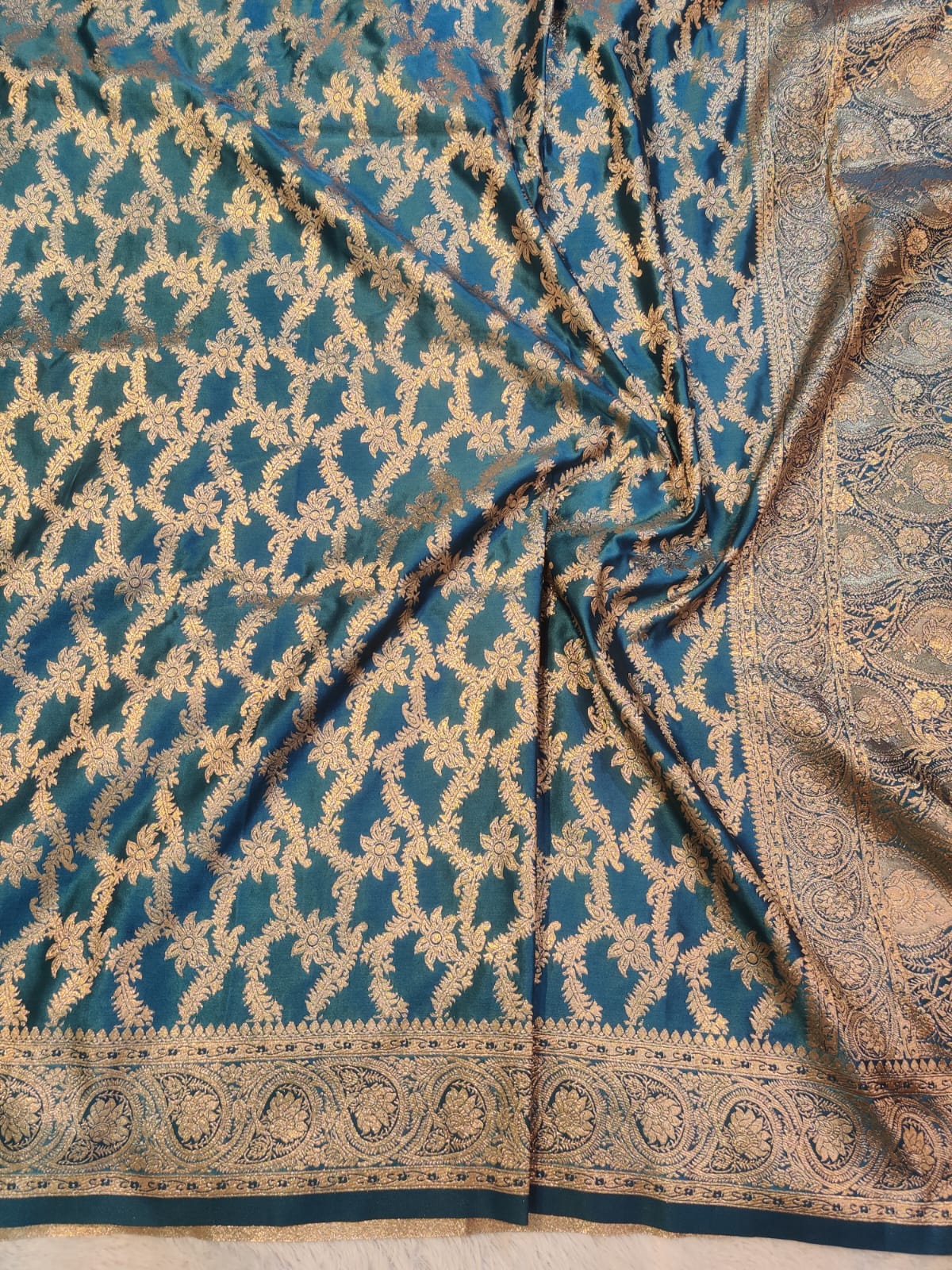 Banarasi Mix Katan Silk Saree with All-Over Floral Jaal and Traditional Paisley Zari Border