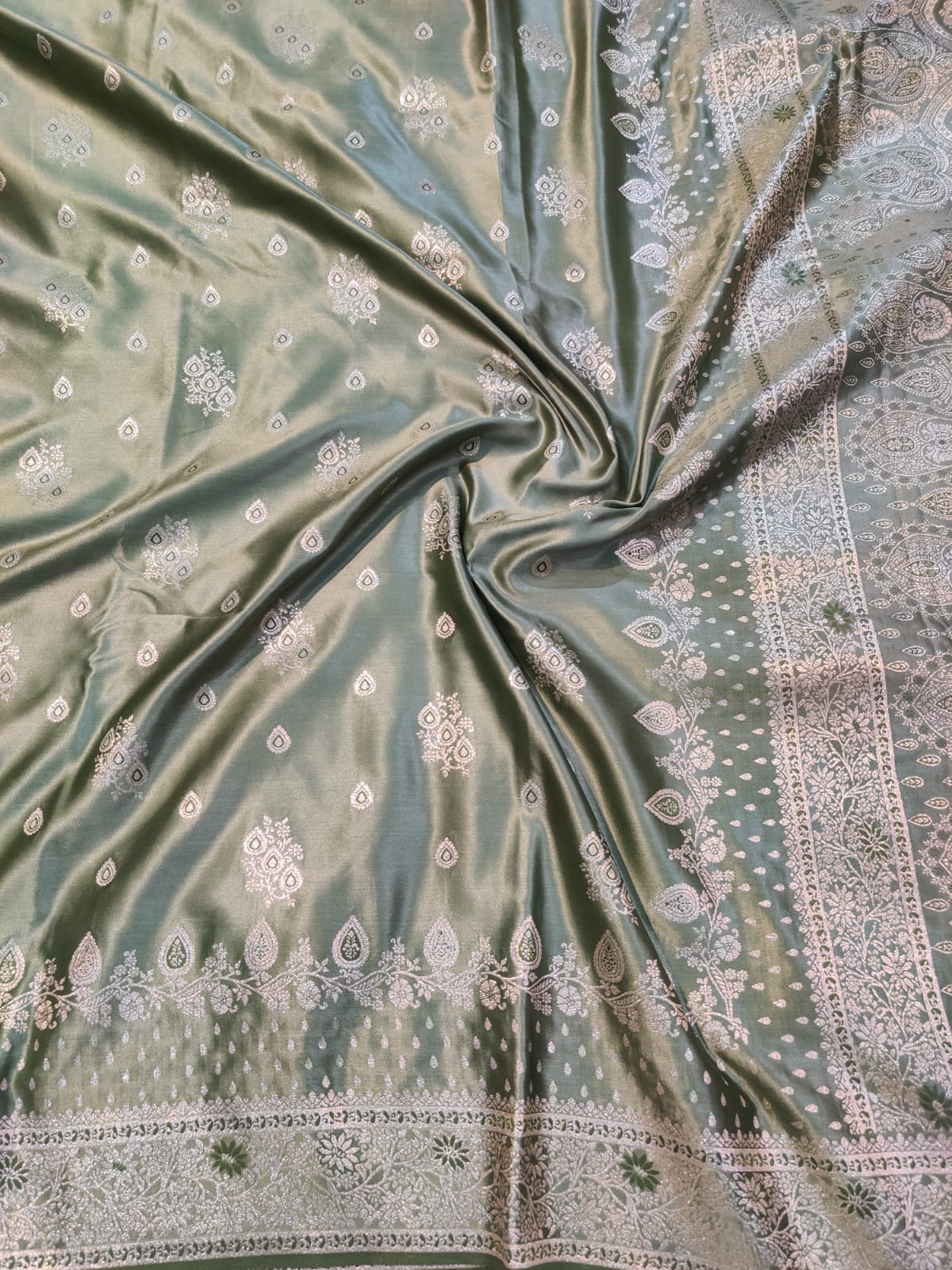 Banarasi Mix Katan Silk Saree with Floral Cluster Bootis and Meenakari Arch Pallu