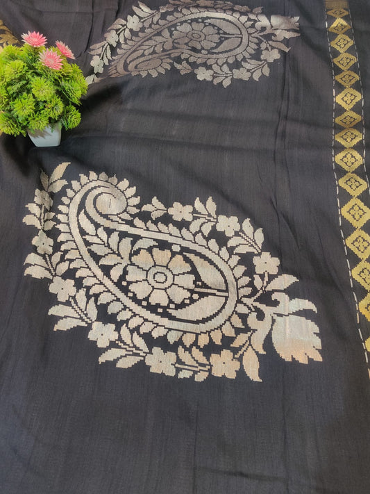 Pure Munga Cotton Handwoven Charcoal Grey Saree with Antique Gold Floral Pallu & Border