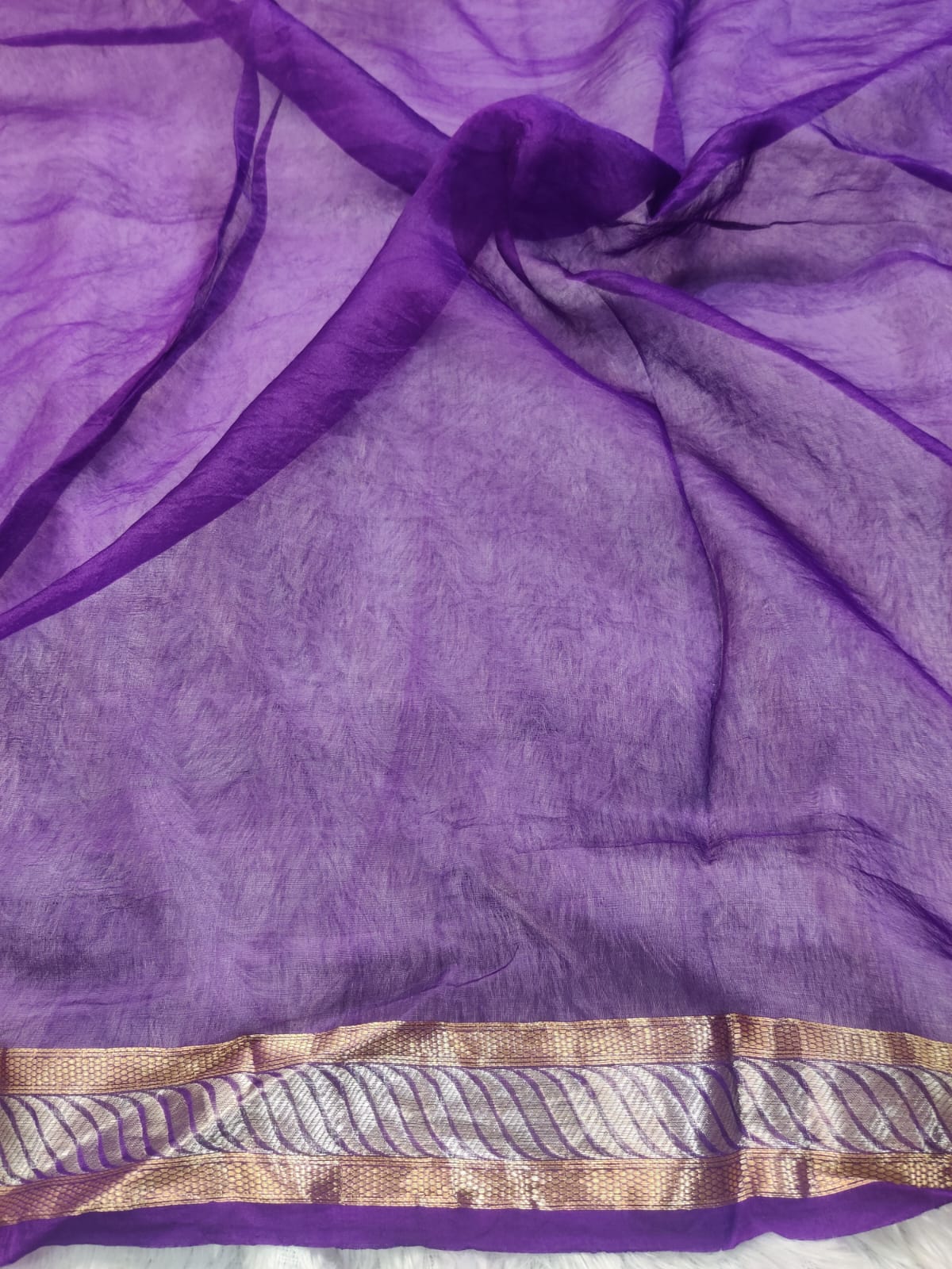 Banarasi Kora Organza Arashi Dyeing Kadua Interlock Weaving Designer Saree