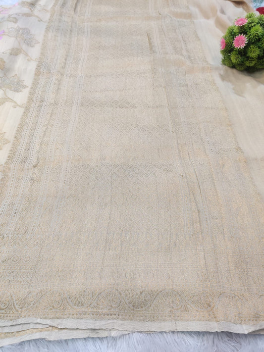 Banarasi Khaddi Tussar Silk Saree – Pastel Floral Zari Weave with Traditional Border