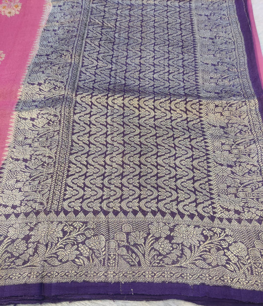 Banarasi Pure 100% Khaddi Tusser Georgette Handloom Kadua Saree – Rose Pink with Purple Zari Floral Border