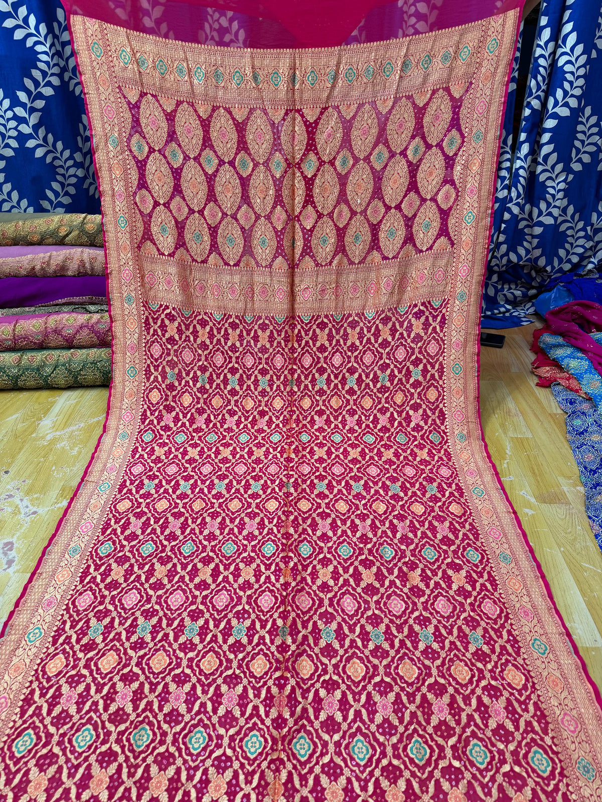100% Pure Banarasi Georgette Bandhej Saree – Rani Pink Floral & Mughal Jaal with Antique Zari