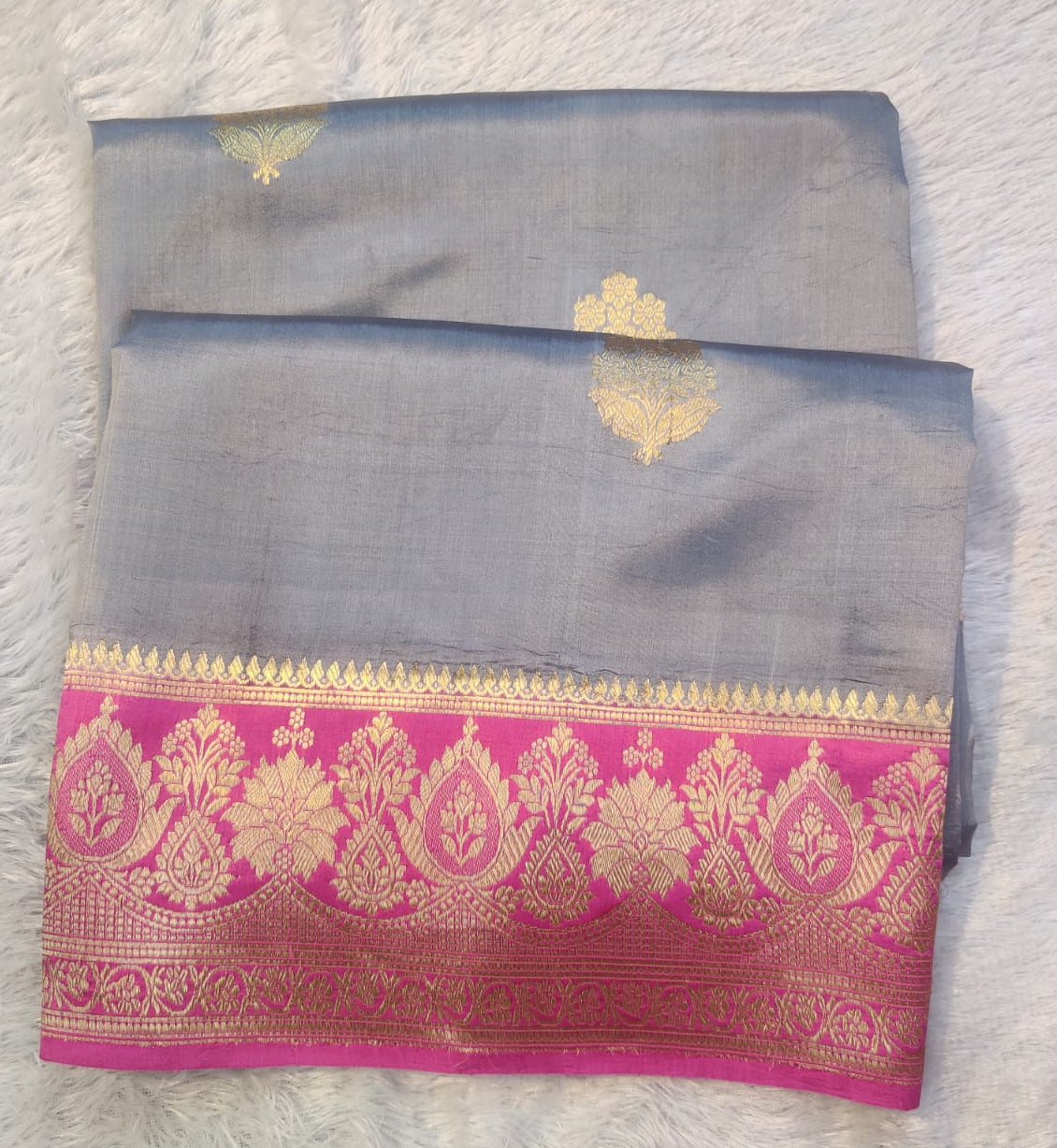 100% Pure Lightweight Katan Kadhua Silk Handloom Saree with Rani Pink Floral Zari Border