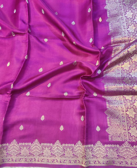 Banarasi Pure Handwoven Mashru Premium Silk Saree – Royal Magenta Pink with Antique Gold Zari