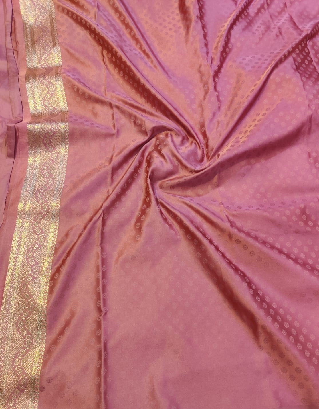 Banarasi Mix Katan Silk Saree with All-Over Floral Jaal and Scalloped Arch Zari Border